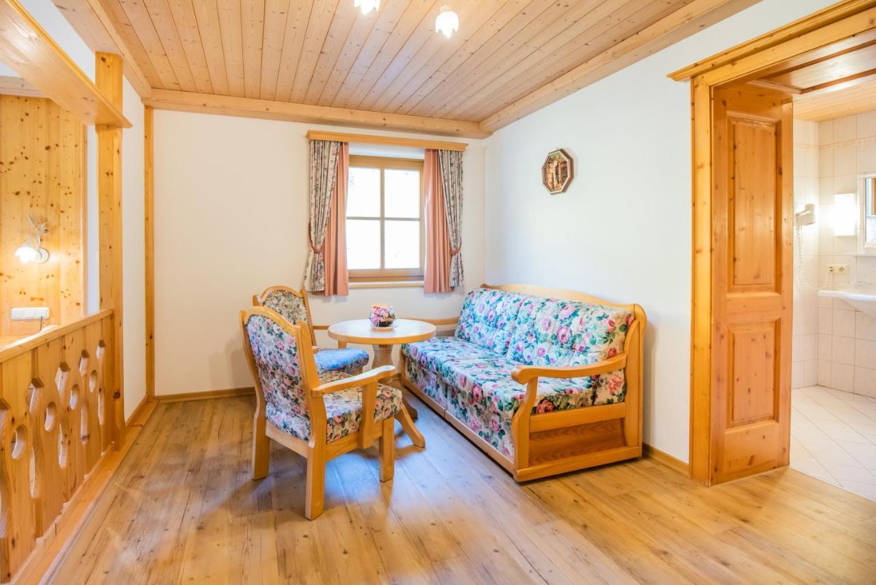 Hotel Winklerhof Holzgau Dış mekan fotoğraf