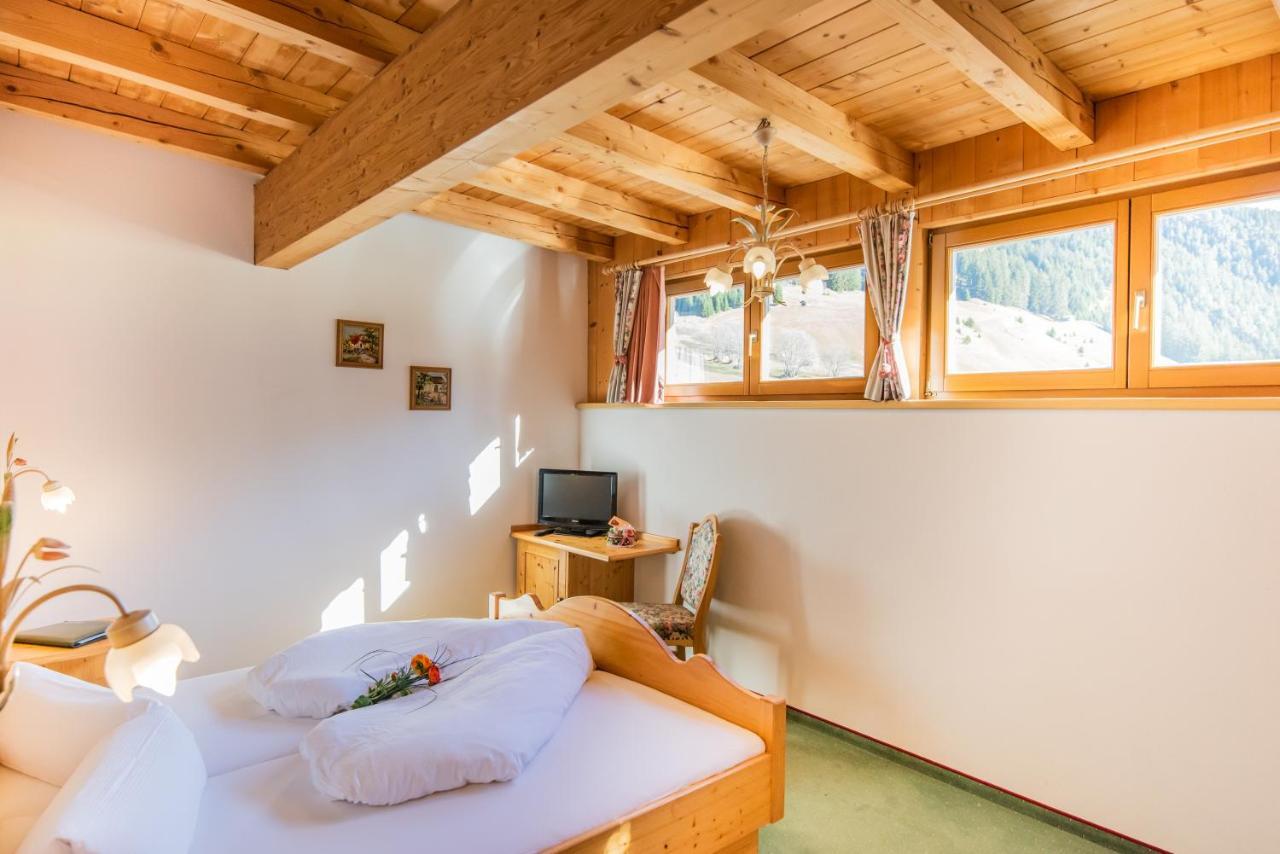 Hotel Winklerhof Holzgau Dış mekan fotoğraf